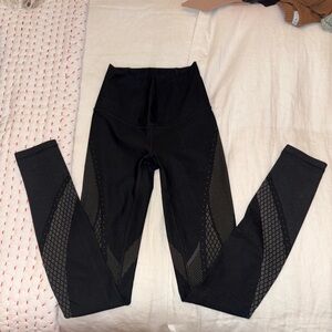 Lululemon Black with White Detail Design Legging